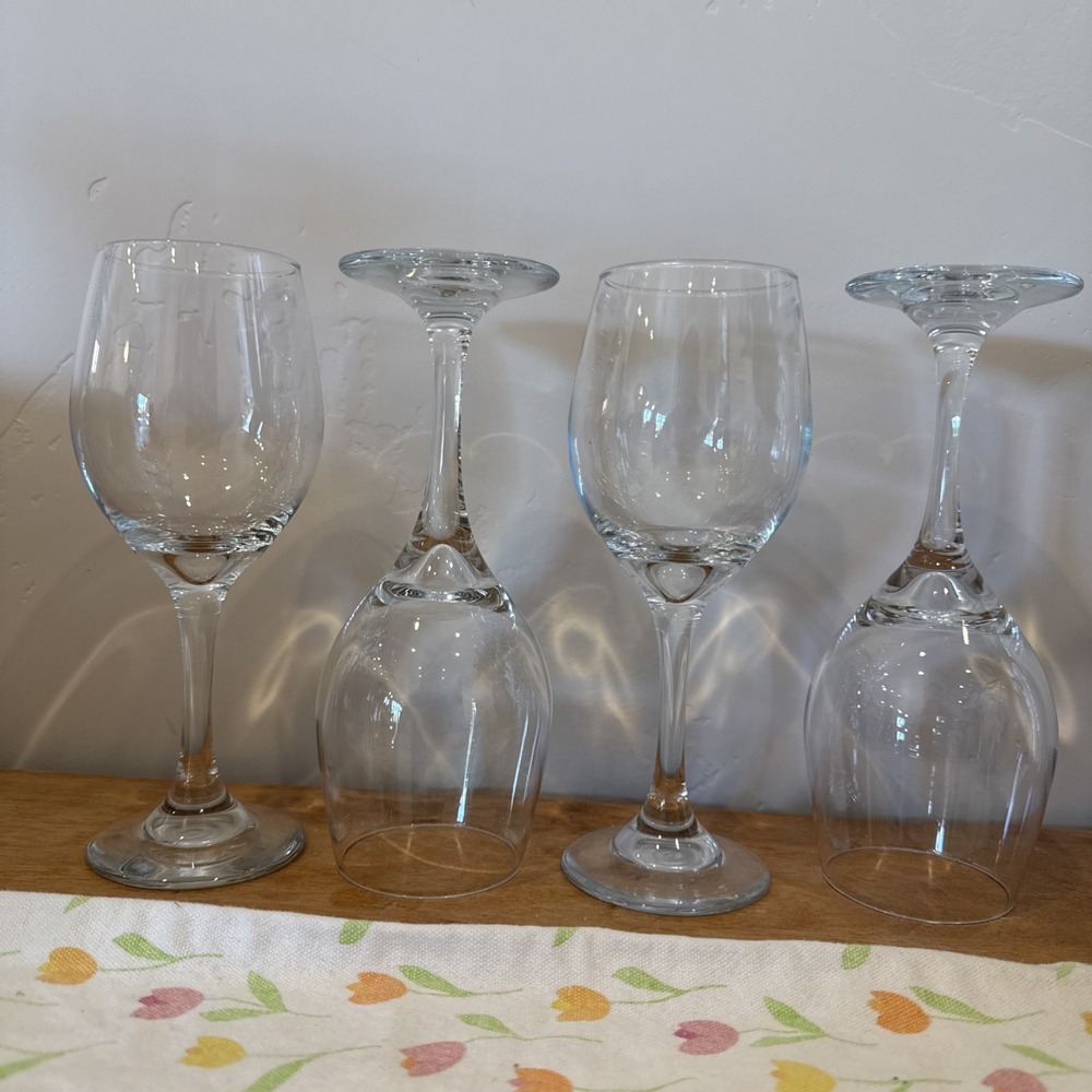 Libbey Glassware 3057 Perception‎ Wine Glass 11 oz Clear Classy Party Dinnerware